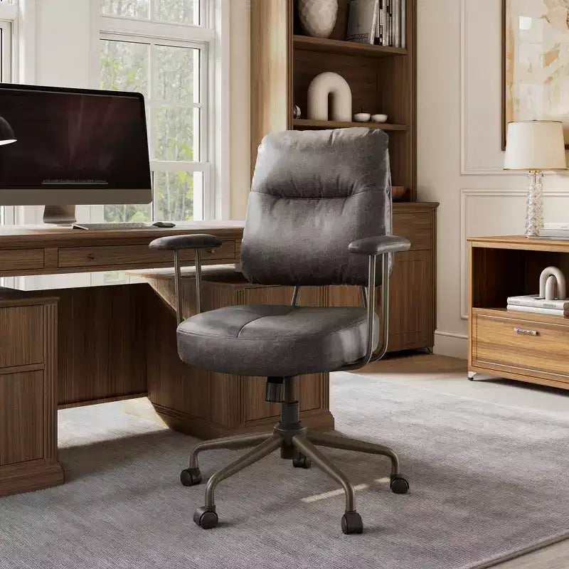 Chaise de bureau Becky en similicuir suédé