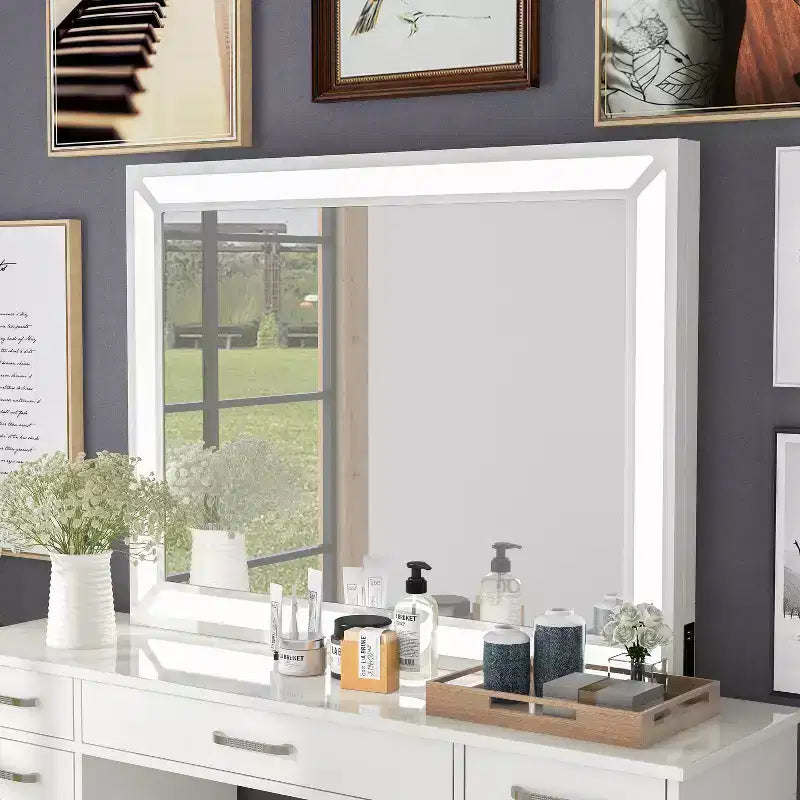 Miroir Contemporain Grayde avec Lumière LED et Prise USB Blanc Lumineux